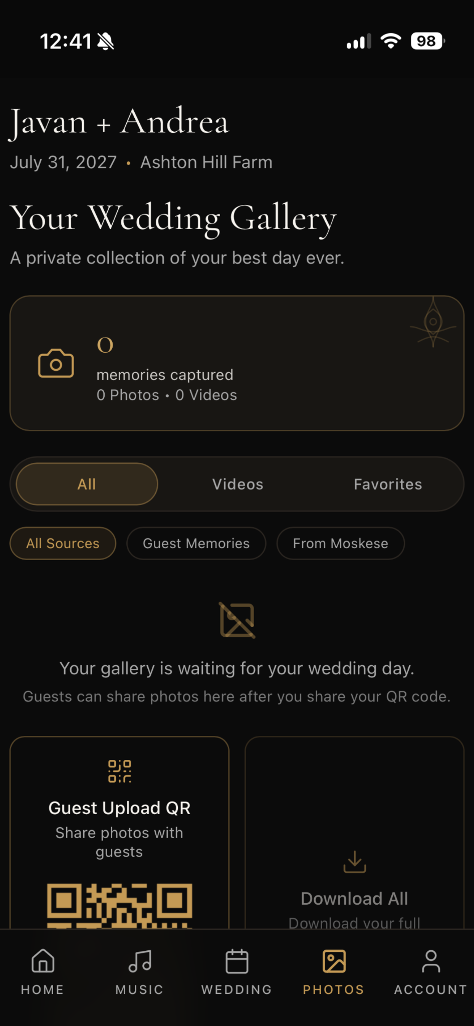 Moskese app private wedding gallery screen